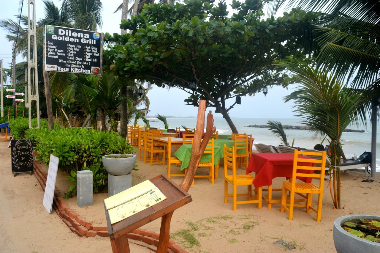 Dilena Beach Inn Тангале Екстериор снимка